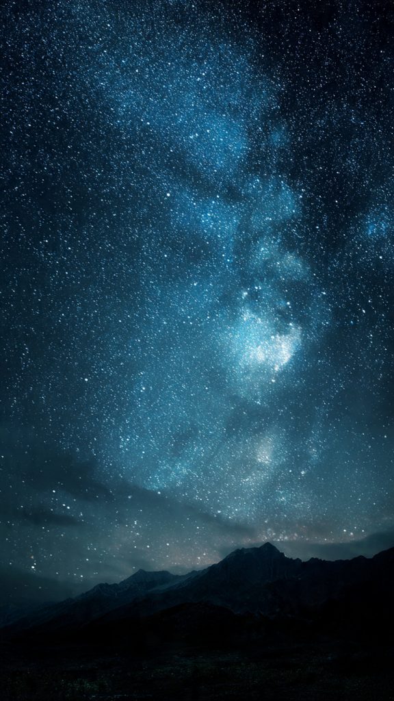 Wallpaper Aesthetic Dark Blue: Dreamy, Moody & Elegant Background Ideas 1 midnight sky starfield wallpaper